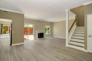 Photo #2: 230012188 Listing