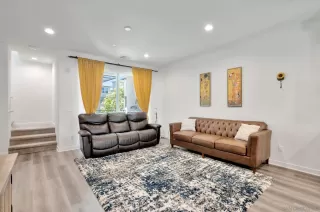 Photo #5: 230012229 Listing