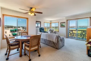 More Details about MLS # 230012241 : 3833 LAMONT ST UNIT 4B