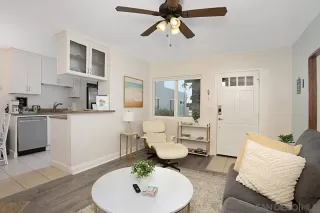 Photo #3: 230012257 Listing