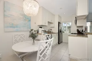 Photo #4: 230012257 Listing