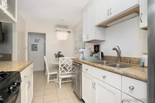 Photo #5: 230012257 Listing