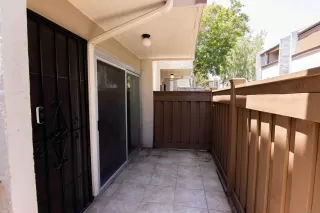 Photo #2: 230012319 Listing 