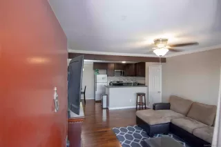 Photo #3: 230012319 Listing 