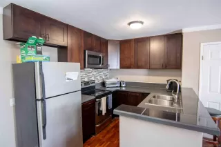 Photo #4: 230012319 Listing 