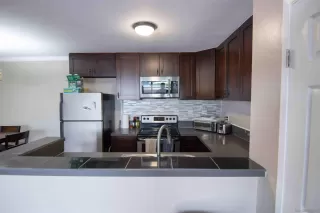 Photo #5: 230012319 Listing 