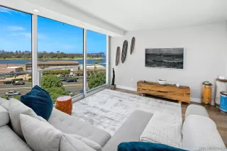 Photo #2: 230012323 Listing 