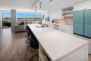 Photo #4: 230012323 Listing 