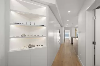 Photo #5: 230012379 Listing