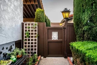 Photo #2: 230012386 Listing