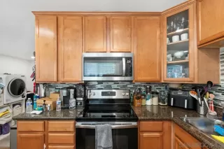 Photo #6: 230012415 Listing 