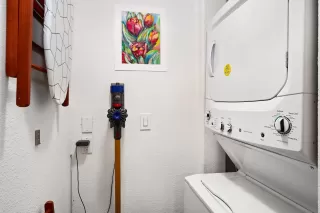 Photo #6: 230012437 Listing