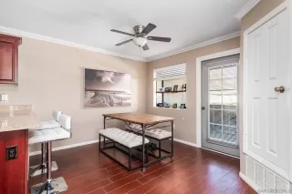 Photo #4: 230012444 Listing