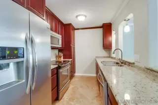 Photo #3: 230012449 Listing