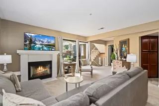 Photo #5: 230012456 Listing 