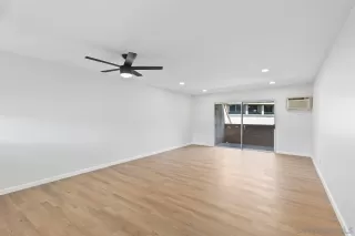 Photo #3: 230012457 Listing