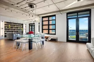 Photo #5: 230012465 Listing 