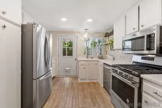 Photo #1: 230012492 Listing 