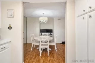 Photo #5: 230012492 Listing 