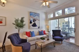 Photo #3: 230012495 Listing 