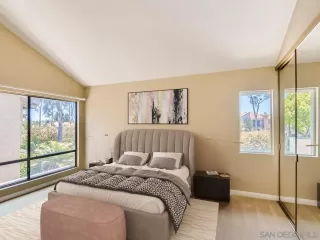 Photo #4: 230012501 Listing