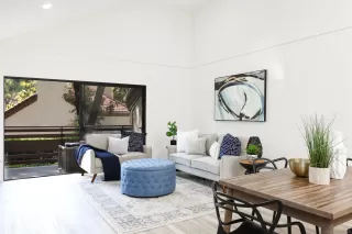 Photo #2: 230012510 Listing