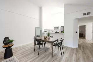 Photo #4: 230012510 Listing