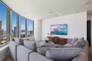 Photo #4: 230012511 Listing