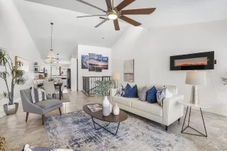 Photo #4: 230012517 Listing