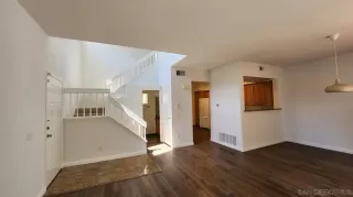 Photo #2: 230012521 Listing