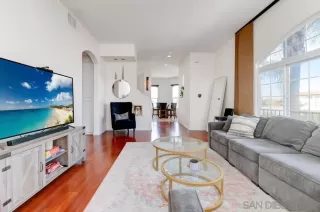 Photo #2: 230012535 Listing