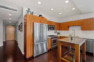 Photo #6: 230012552 Listing