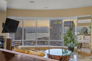 Photo #5: 230012558 Listing 