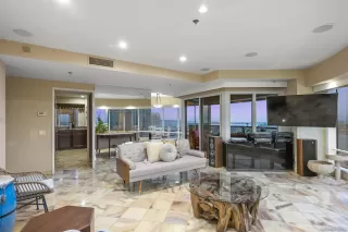 Photo #6: 230012558 Listing 