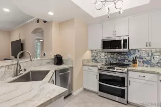 Photo #2: 230012573 Listing