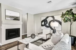 Photo #1: 230012635 Listing