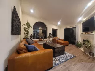 Photo #6: 230012697 Listing