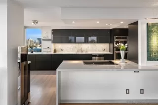 Photo #6: 230012710 Listing 