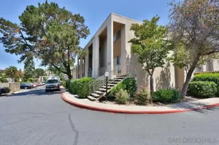 Photo #2: 230012711 Listing