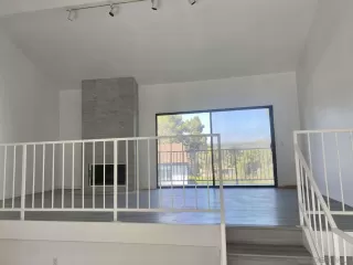 Photo #4: 230012725 Listing