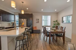 Photo #4: 230012733 Listing