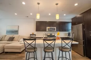 Photo #5: 230012733 Listing