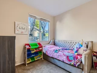 Photo #2: 230012738 Listing