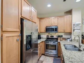 Photo #4: 230012738 Listing