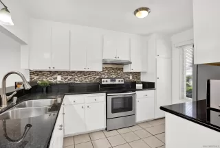 Photo #5: 230012775 Listing