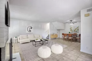 Photo #3: 230012790 Listing