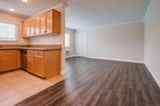 Photo #2: 230012797 Listing