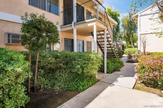 Photo #4: 230012807 Listing