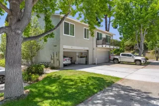 Photo #3: 230012825 Listing