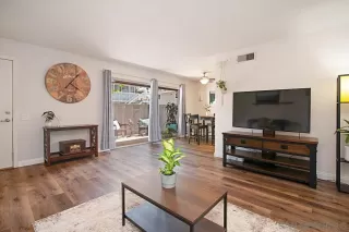 Photo #6: 230012886 Listing